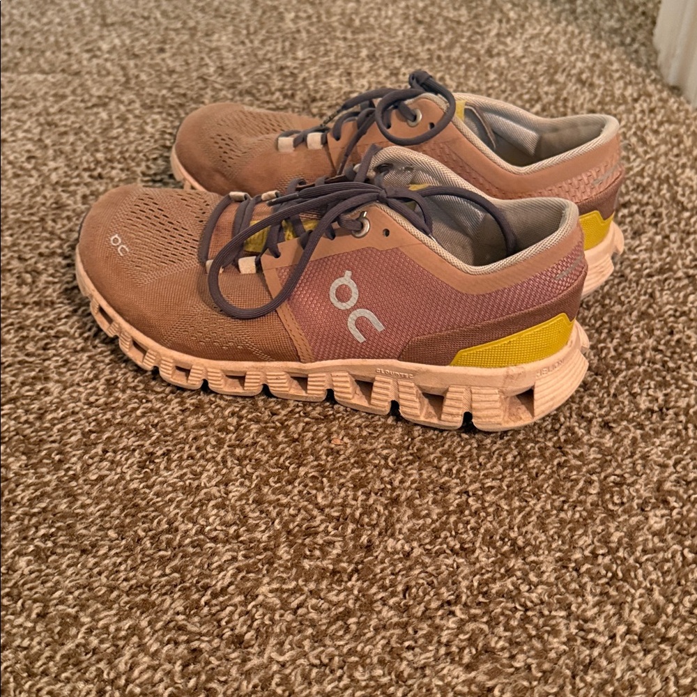 On Women's Athletic Shoes - Brown and Yellow - Picture 3 of 6